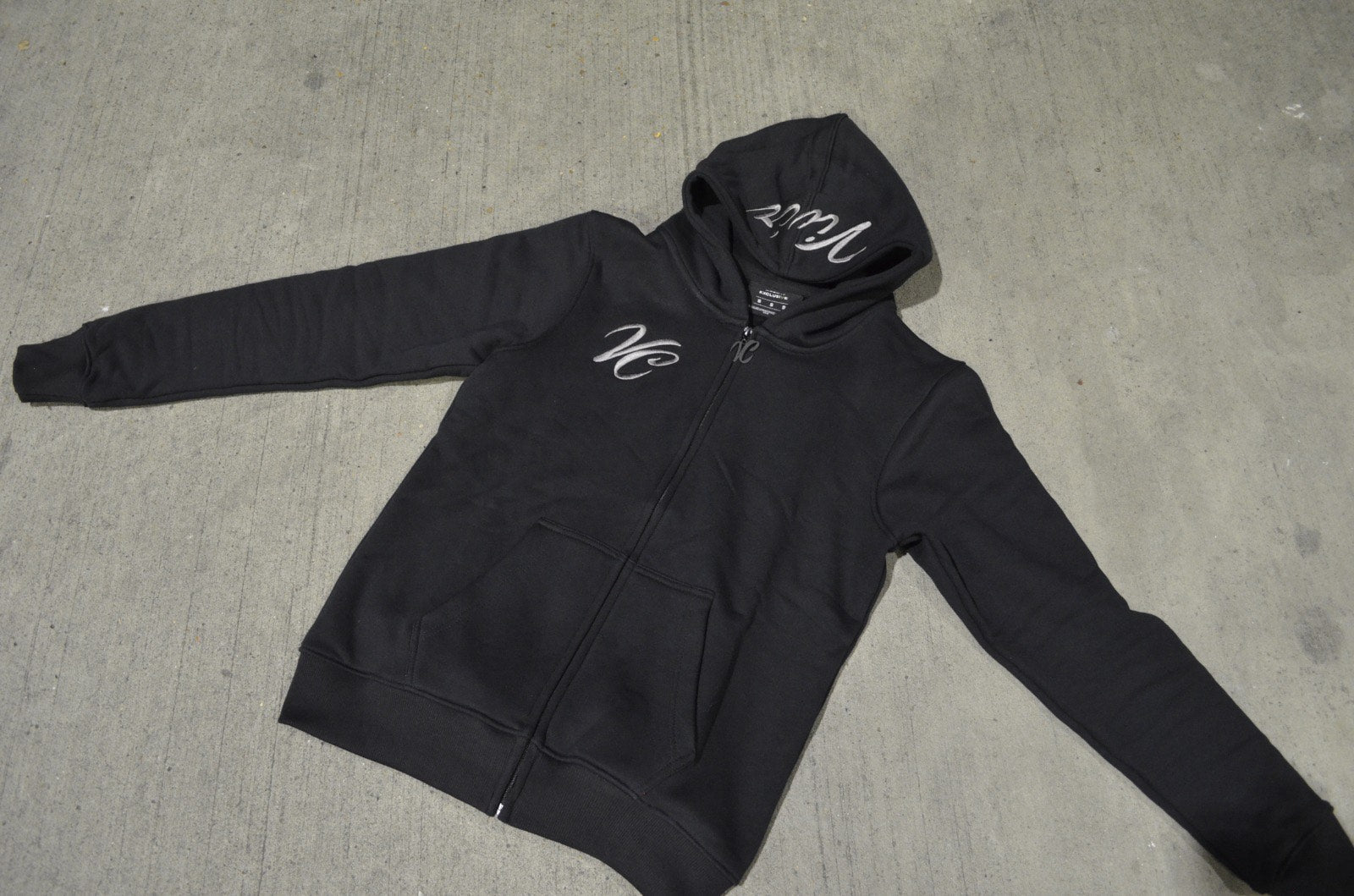 La Sombra Zip Up